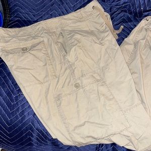 Old Navy khaki pants size XL